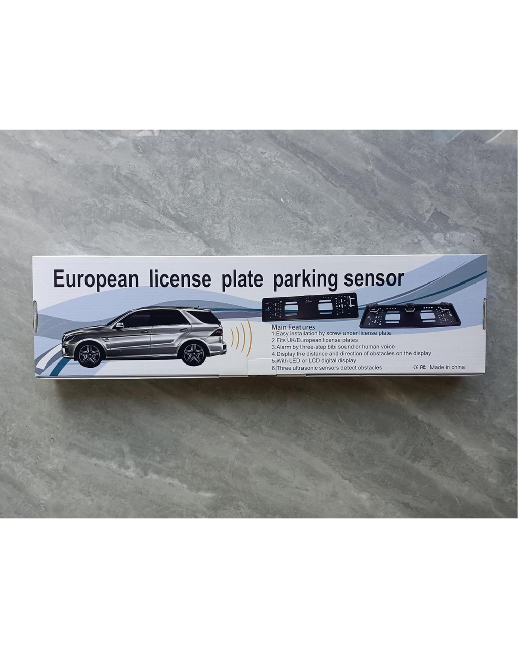 Mbajtëse targe me kamerë për kthim prapa me 2 sensorë parkimi