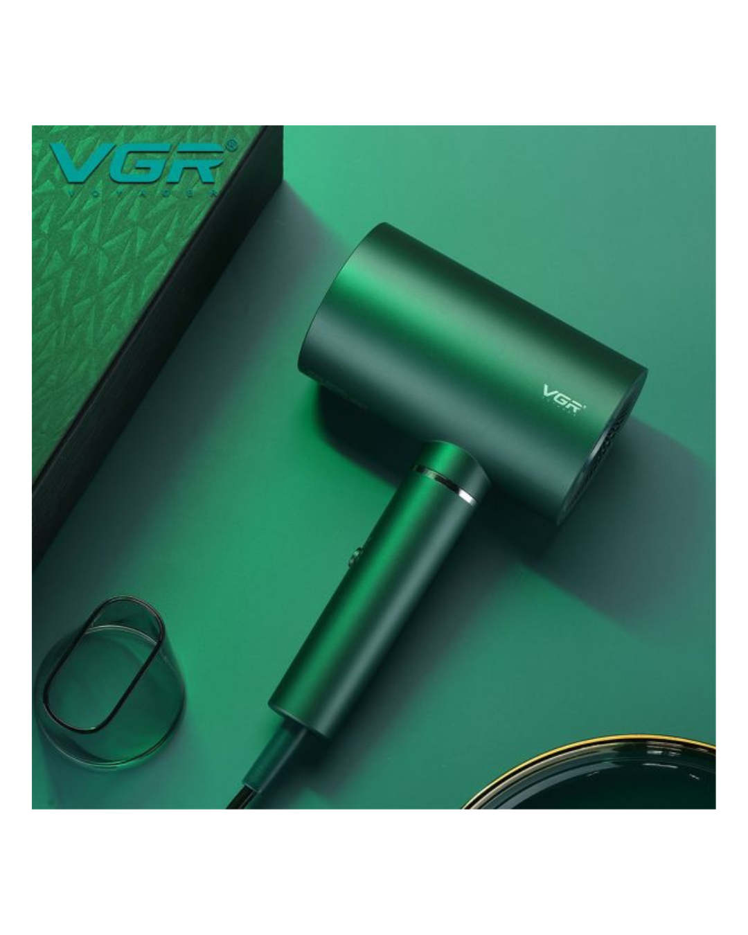 Tharëse flokësh profesionale VGR V-431 1800W me 3 cilësime nxehtësie dhe 2 cilësime shpejtësie